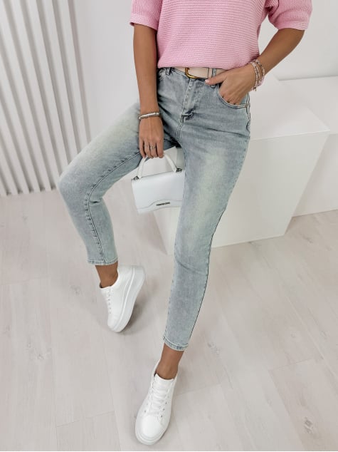 SPODNIE BETTY JEANSOWE