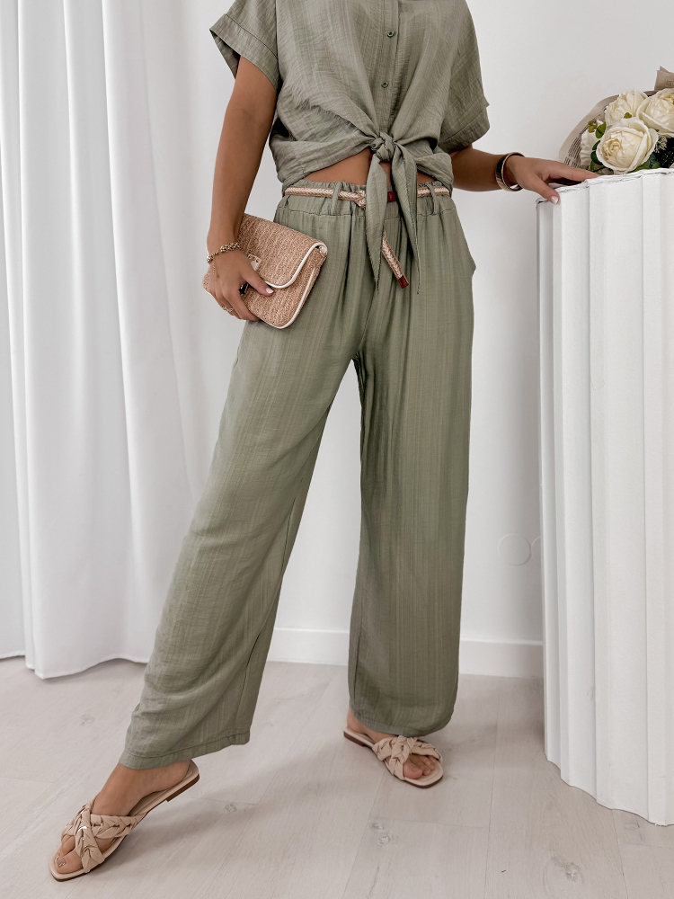 KOMPLET AERAYA KHAKI