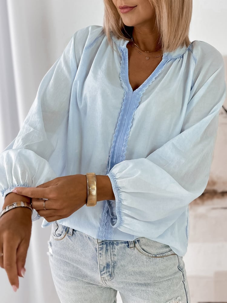 BLUZKA ELYRA JASNOBŁĘKITNA