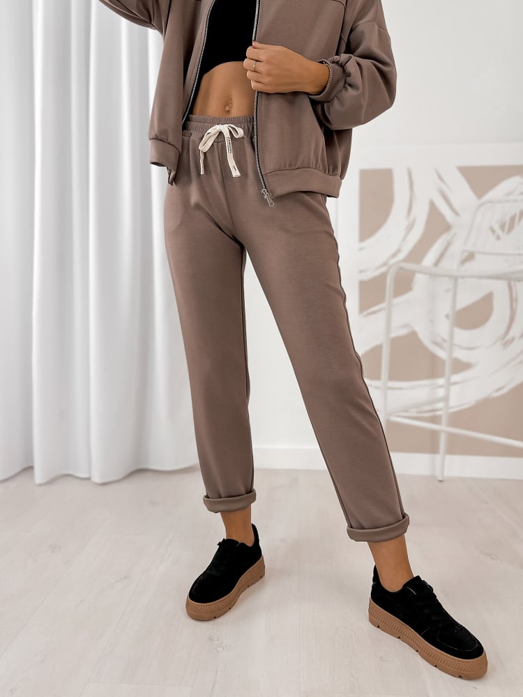 KOMPLET DRESOWY CORINE CIEMNOBEŻOWY