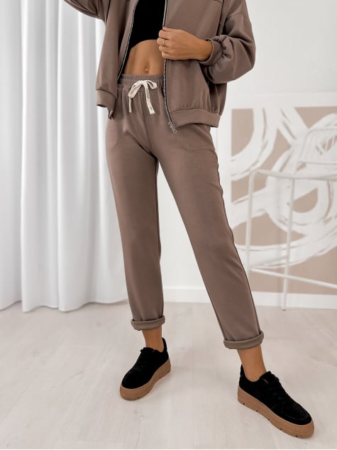 KOMPLET DRESOWY CORINE CIEMNOBEŻOWY