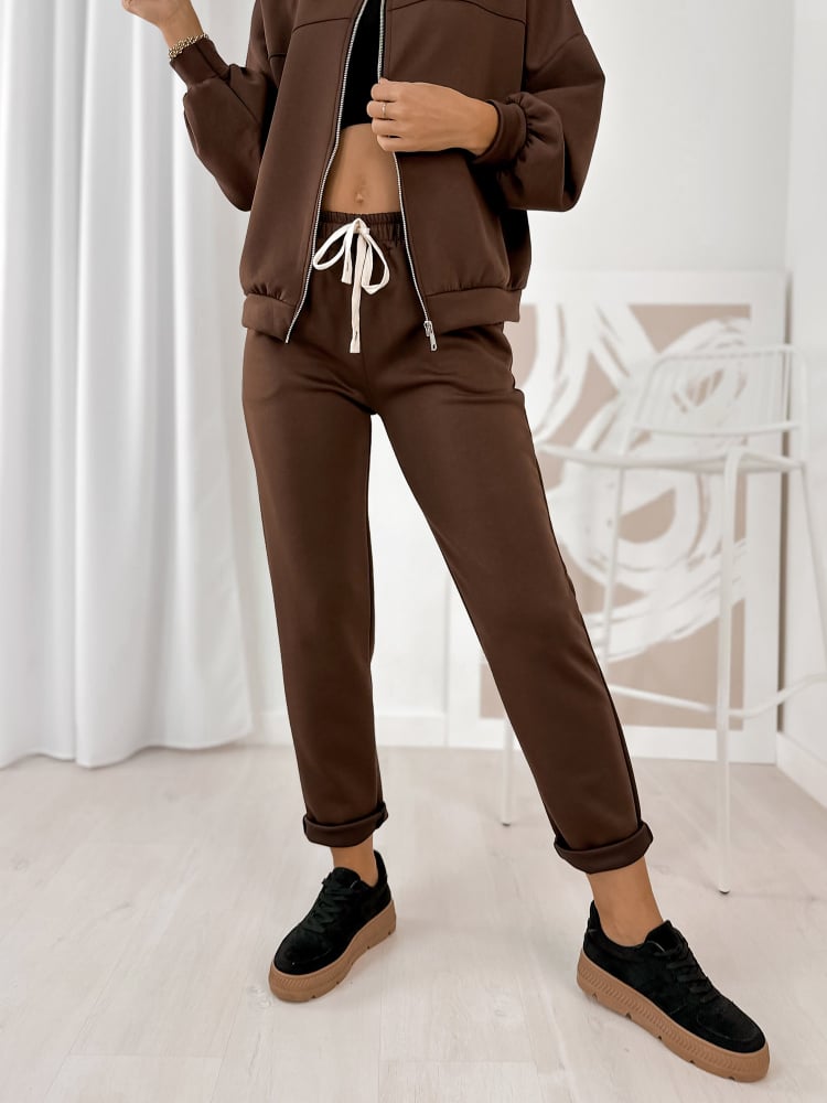 KOMPLET DRESOWY CORINE BRĄZOWY