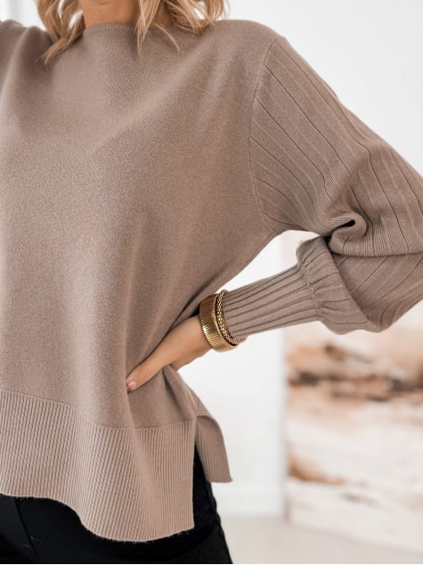 SWETER FEYRE CIEMNOBEŻOWY