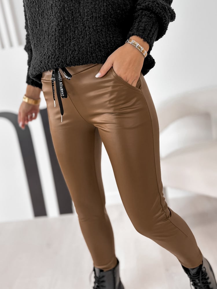 SPODNIE HUMDA KARMELOWE