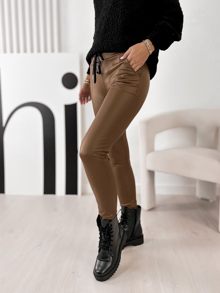 SPODNIE HUMDA KARMELOWE