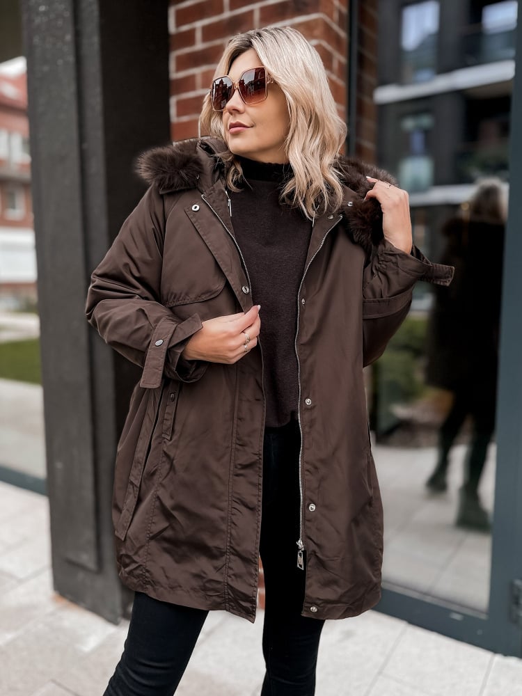 KURTKA Z PODPINKĄ ETTIE BRĄZOWA