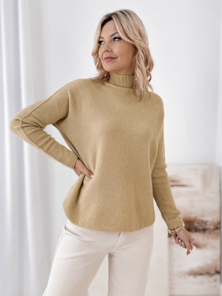 SWETER DARMA KARMELOWY