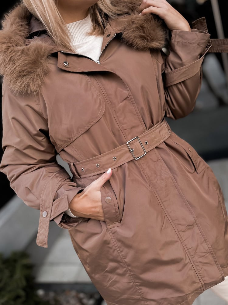 KURTKA Z PODPINKĄ ETTIE KARMELOWA