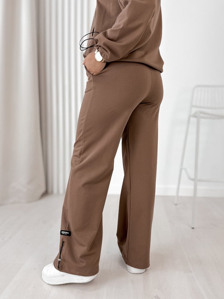 KOMPLET DRESOWY ARRIGO BRĄZOWY