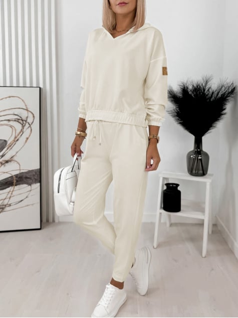 KOMPLET DRESOWY NERYS KREMOWY