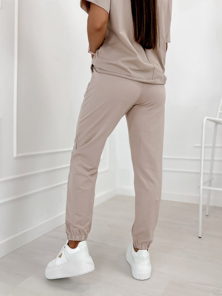 KOMPLET DRESOWY SOVOY BEŻOWY