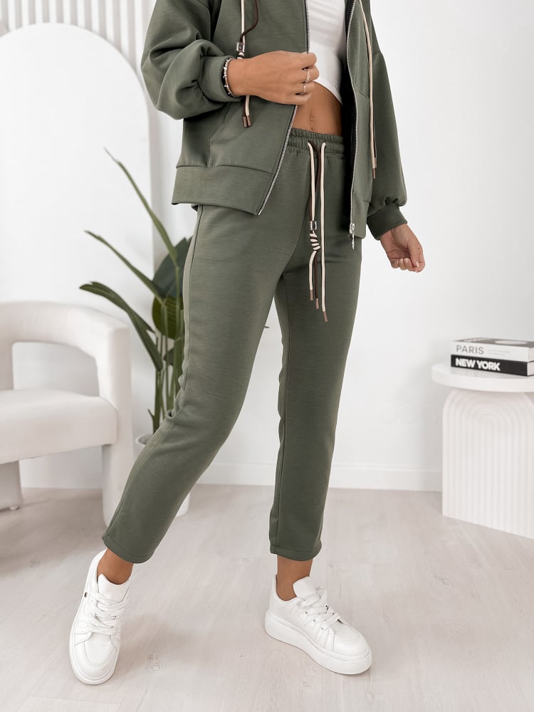 KOMPLET DRESOWY OSTERLA KHAKI