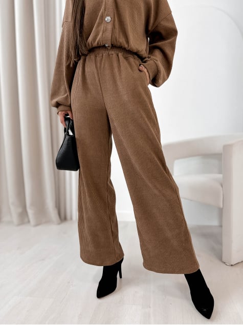 KOMPLET CESTRE KARMELOWY
