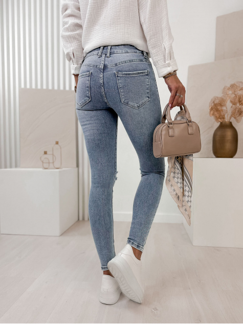 SPODNIE ANTOINETTE JEANSOWE