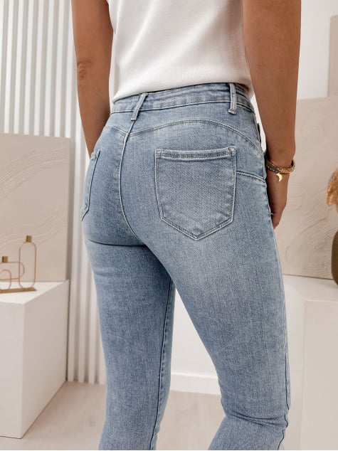 SPODNIE SASA JEANSOWE