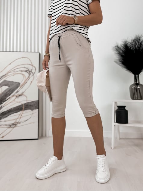 SPODENKI AKIKO BEŻOWE