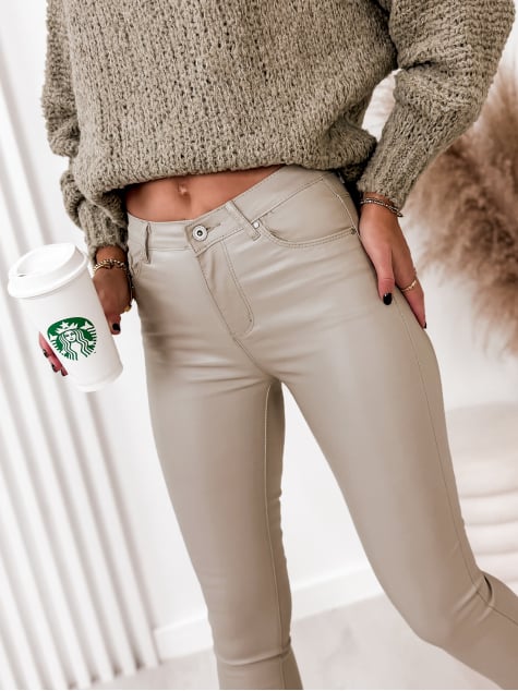 SPODNIE SKÓRKOWE GŁADKIE Z WYSOKIM STANEM BEŻOWE