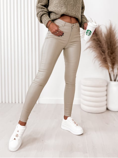 SPODNIE SKÓRKOWE GŁADKIE Z WYSOKIM STANEM BEŻOWE