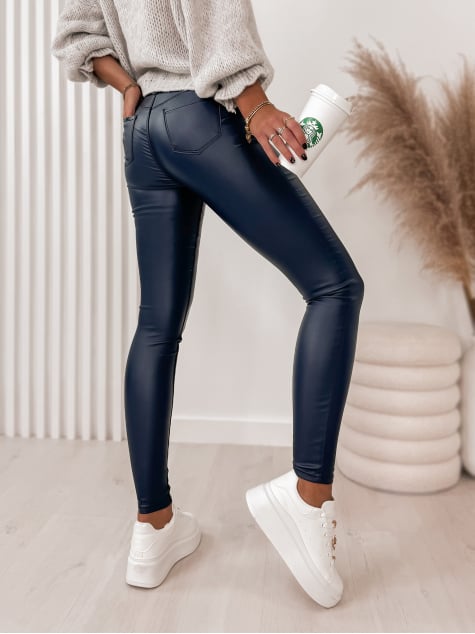 SPODNIE SKÓRKOWE GŁADKIE Z WYSOKIM STANEM GRANATOWE