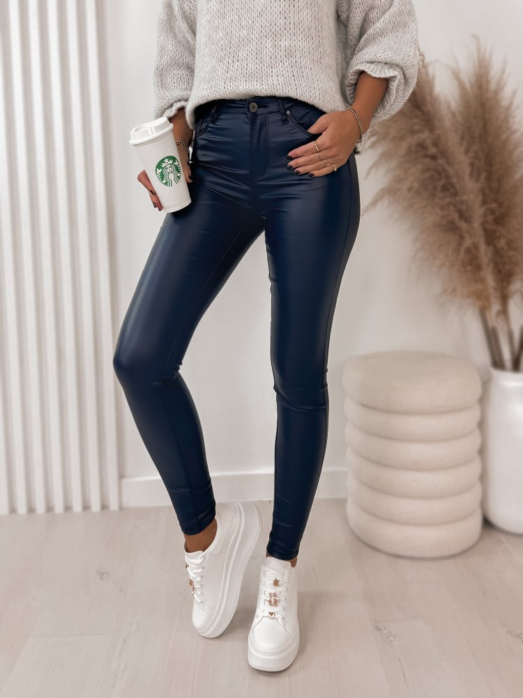 SPODNIE SKÓRKOWE GŁADKIE Z WYSOKIM STANEM GRANATOWE